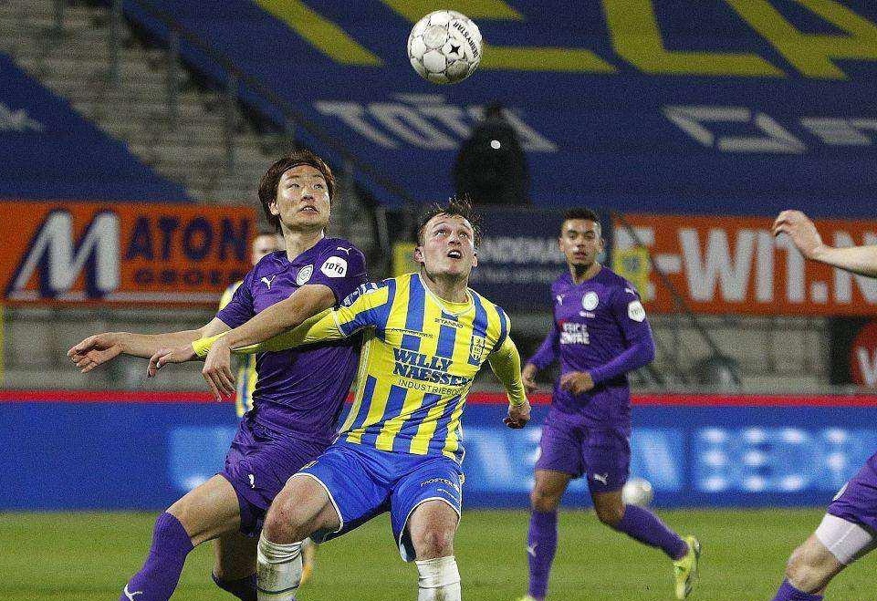 内突外投兼 内突外投兼