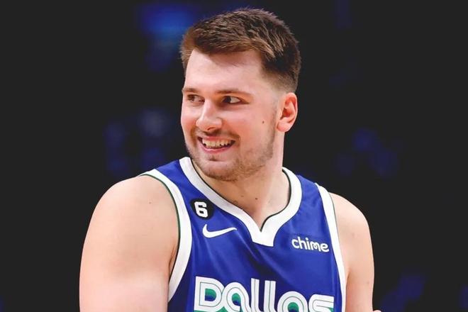 禁区抢点的 禁区抢点的