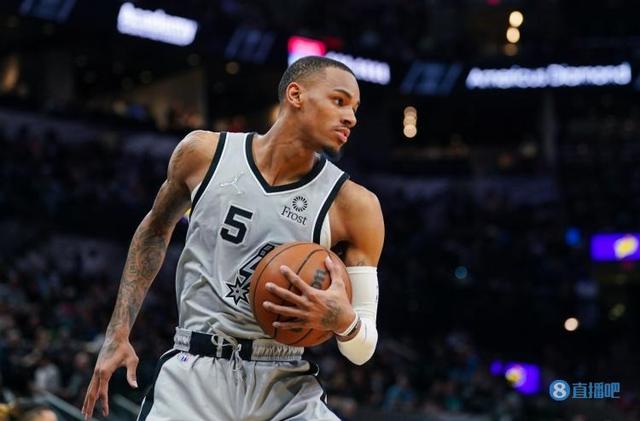 时拥有更多 时拥有更多