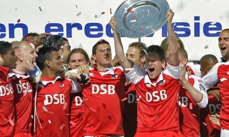 繁的人事更 繁的人事更